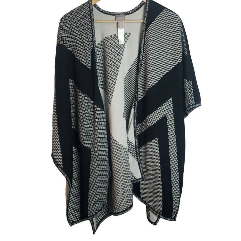 Chicos Black and White Wrap Poncho‎